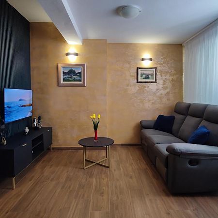 Apartment With Sea View Baska Voda Ngoại thất bức ảnh