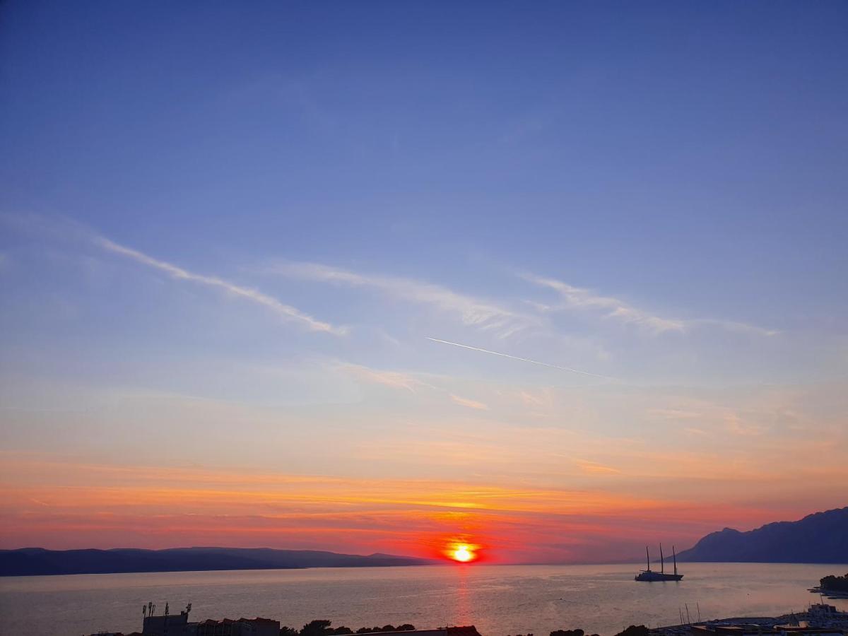 Apartment With Sea View Baska Voda Ngoại thất bức ảnh