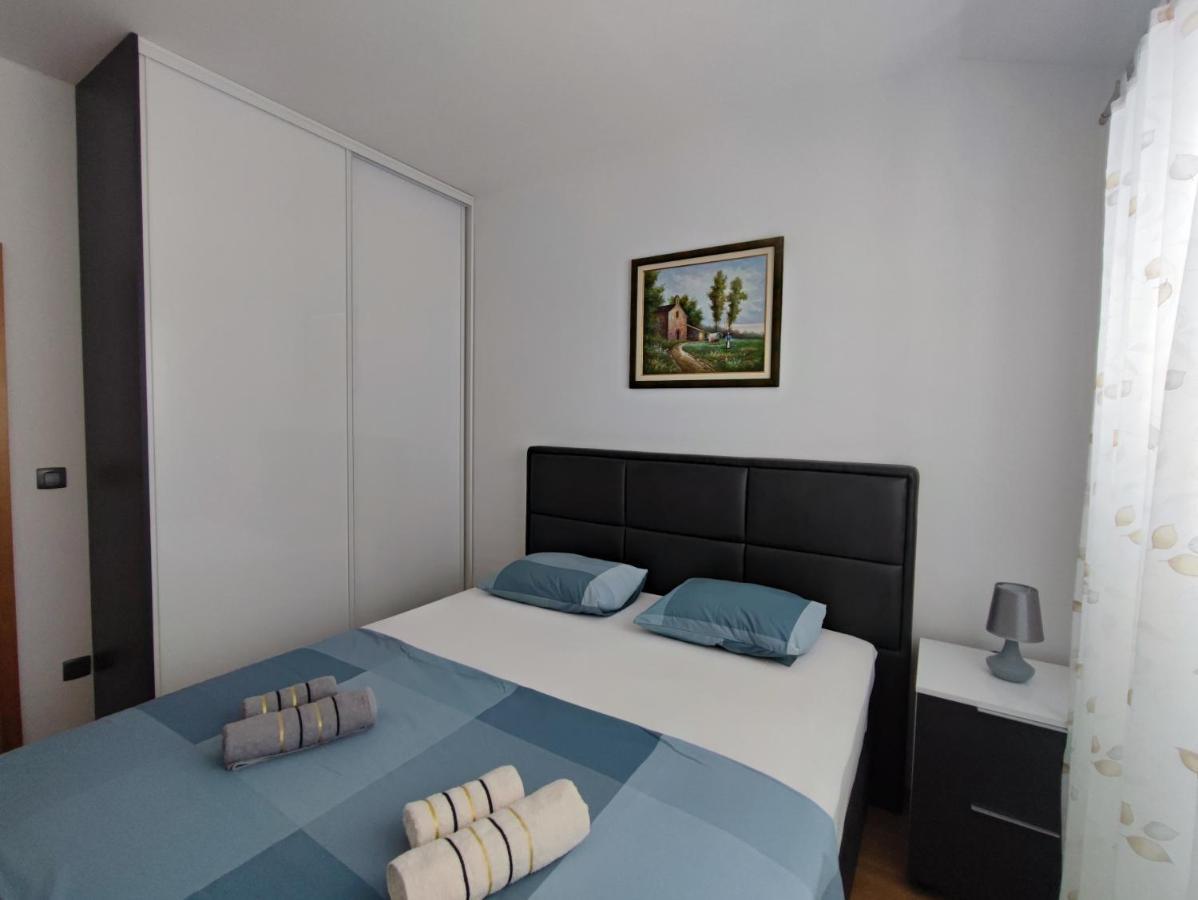 Apartment With Sea View Baska Voda Ngoại thất bức ảnh