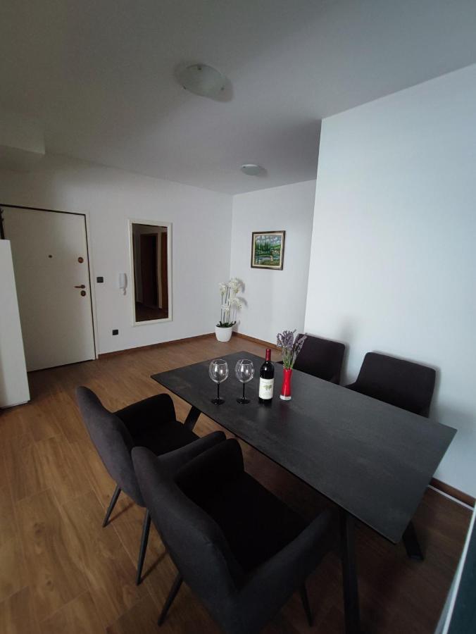 Apartment With Sea View Baska Voda Ngoại thất bức ảnh